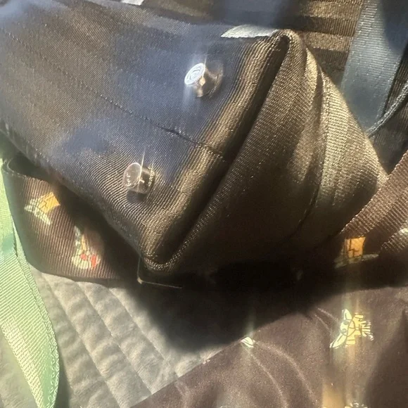 Harveys Star Wars Mandalorian Black and Blue Tote - Picture 9 of 10